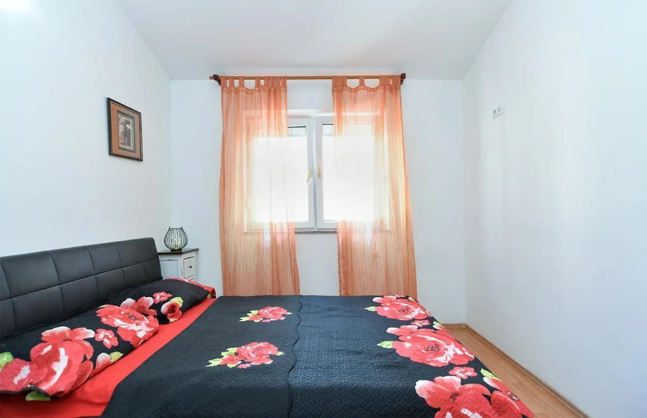 Apartments Zlata 2222 Póla