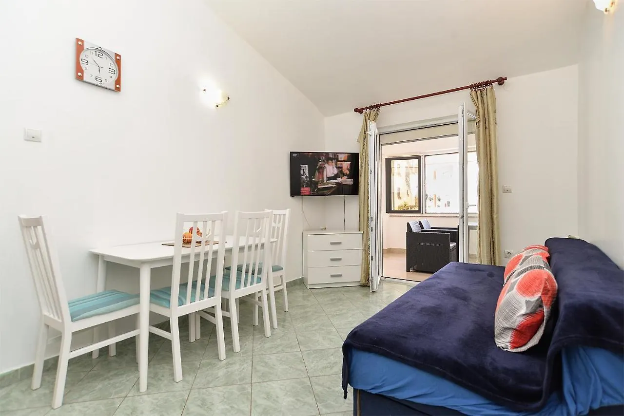 Apartments Zlata 2222 Póla Horvátország