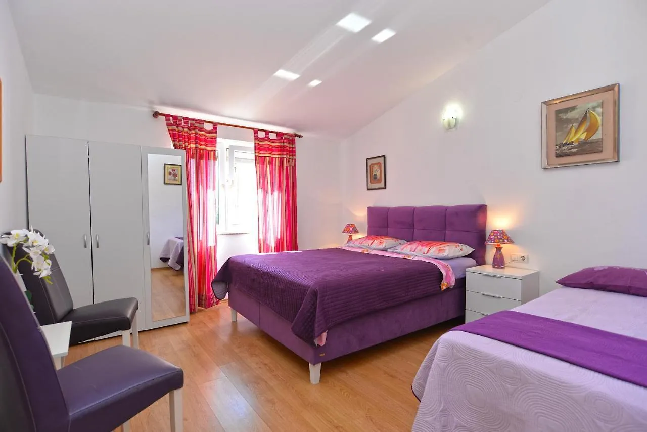 Apartments Zlata 2222 Póla
