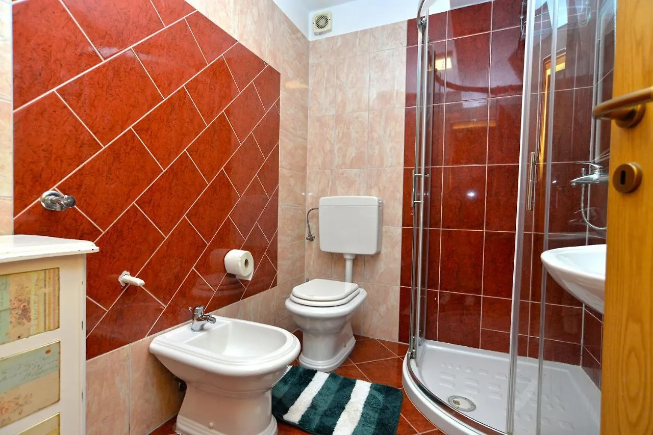 Apartments Zlata 2222 Póla